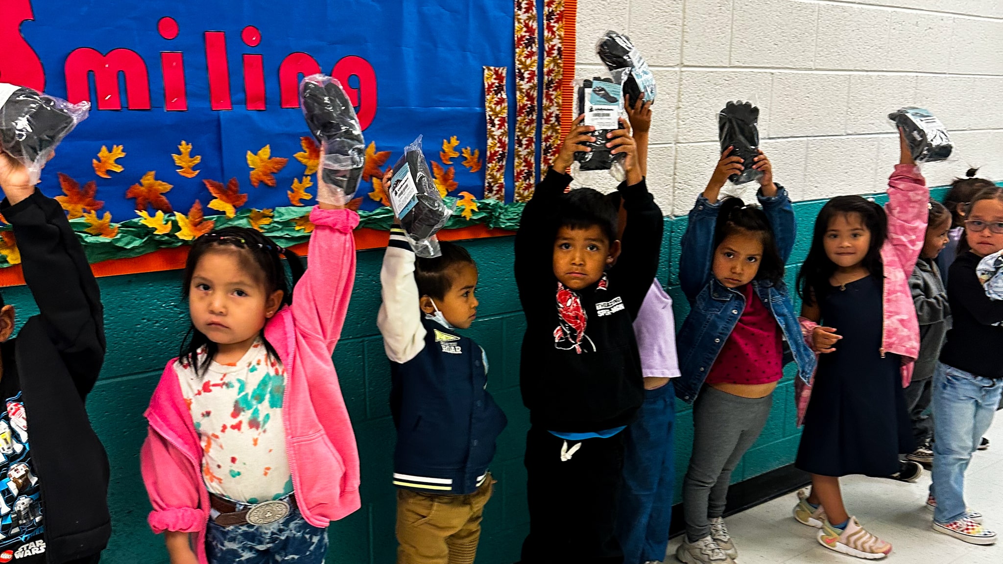 PDE Donates Gloves to Sanders Unified School District